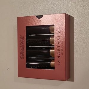 Anastasia matte lipstick set